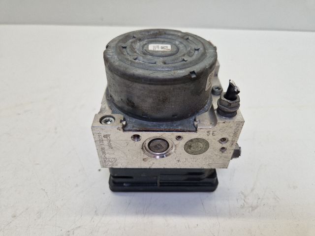 bontott VW GOLF VII ABS Kocka