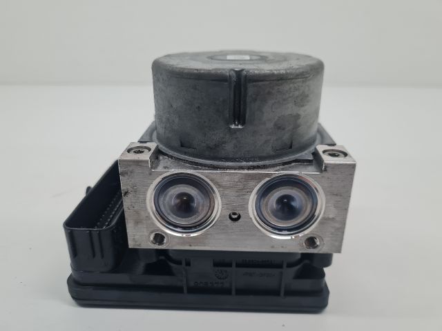 bontott VW GOLF VII ABS Kocka