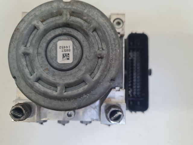 bontott VW GOLF VII ABS Kocka