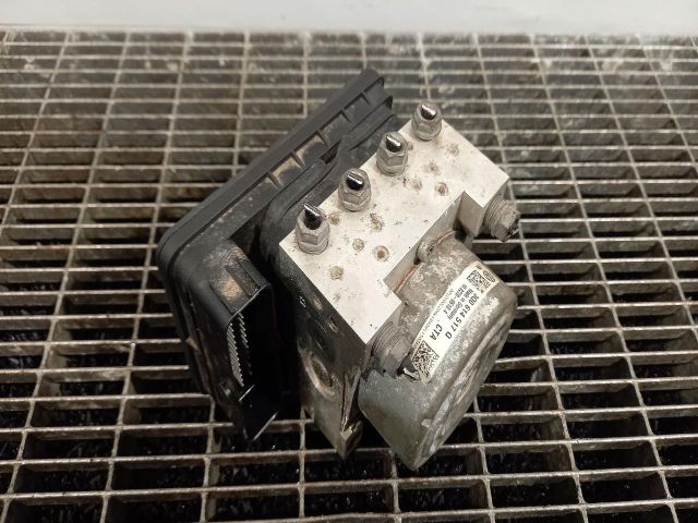 bontott VW GOLF VII ABS Kocka