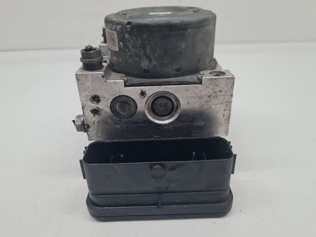 bontott VW GOLF VII ABS Kocka