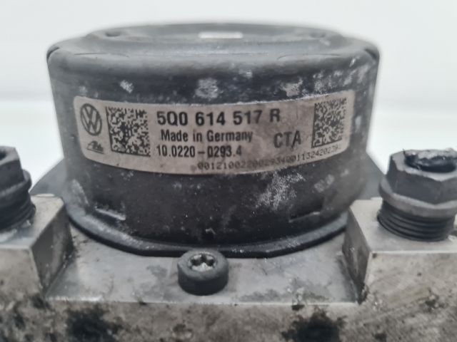 bontott VW GOLF VII ABS Kocka