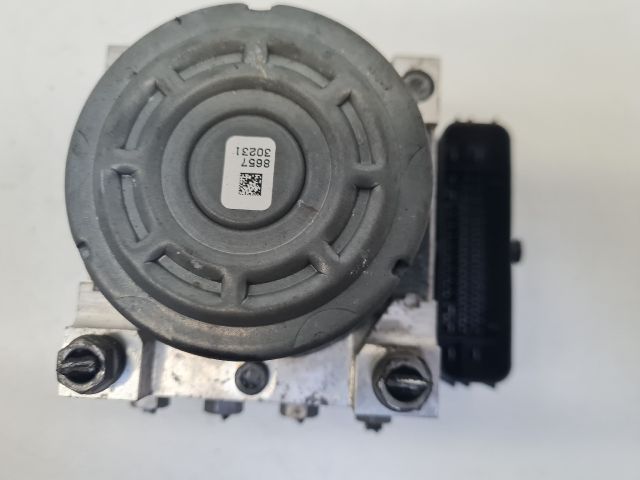 bontott VW GOLF VII ABS Kocka