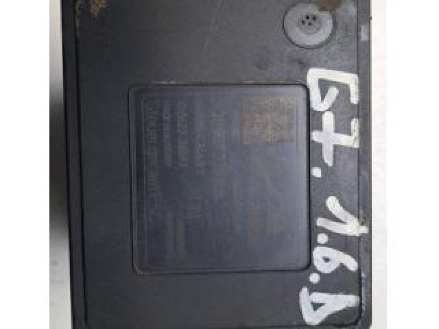 bontott VW GOLF VII ABS Kocka