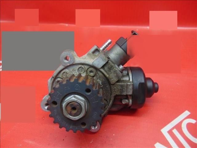 bontott VW GOLF VII Adagoló