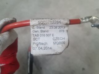 bontott VW GOLF VII Akkumulátor Kábelköteg