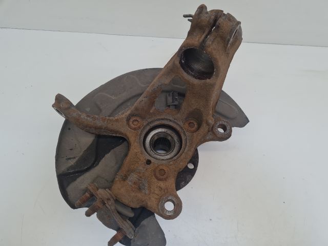 bontott VW GOLF VII Bal első Csonkállvány Kerékaggyal