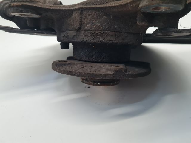 bontott VW GOLF VII Bal első Csonkállvány Kerékaggyal