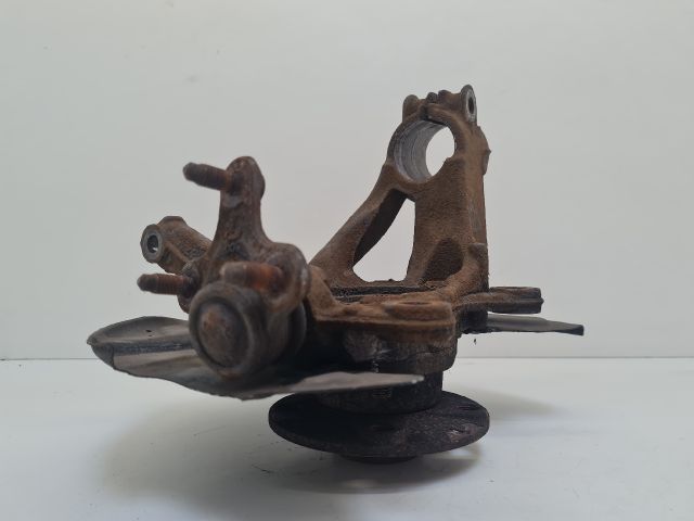 bontott VW GOLF VII Bal első Csonkállvány Kerékaggyal