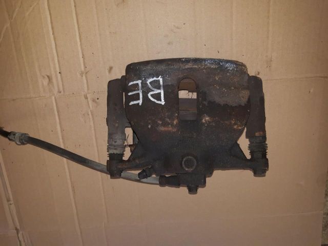 bontott VW GOLF VII Bal első Féknyereg Munkahengerrel