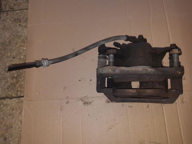 bontott VW GOLF VII Bal első Féknyereg Munkahengerrel