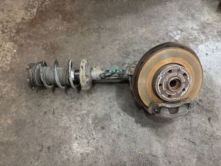 bontott VW GOLF VII Bal első Gólyaláb (Lengécsillapító, Rugó)