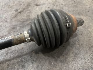 bontott VW GOLF VII Bal Féltengely