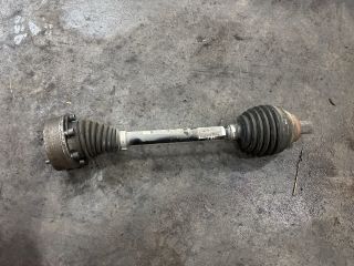 bontott VW GOLF VII Bal Féltengely