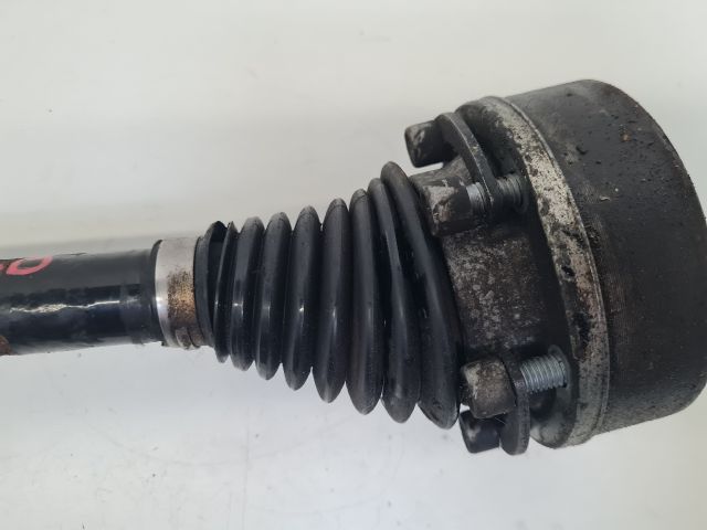 bontott VW GOLF VII Bal Féltengely