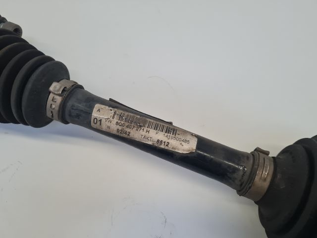 bontott VW GOLF VII Bal Féltengely