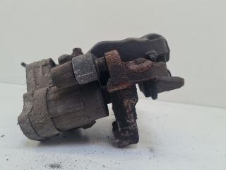 bontott VW GOLF VII Bal hátsó Féknyereg Munkahengerrel