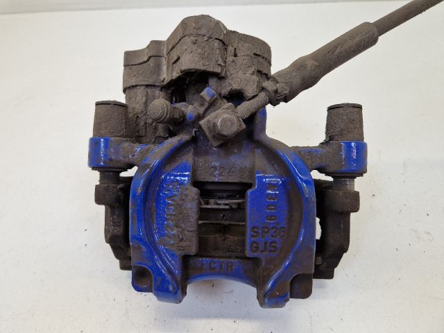 bontott VW GOLF VII Bal hátsó Féknyereg Munkahengerrel