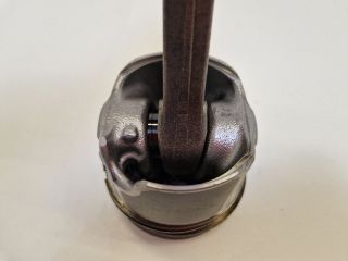 bontott VW GOLF VII Dugattyú és Hajtókar