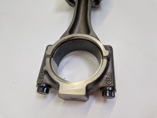 bontott VW GOLF VII Dugattyú és Hajtókar