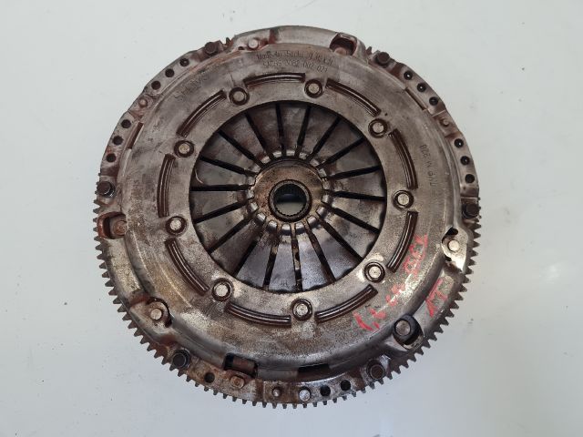 bontott VW GOLF VII Egytömegű Lendkerék