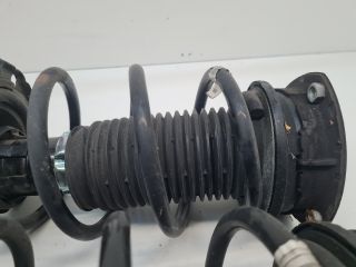 bontott VW GOLF VII Első Lengéscsillapító Pár