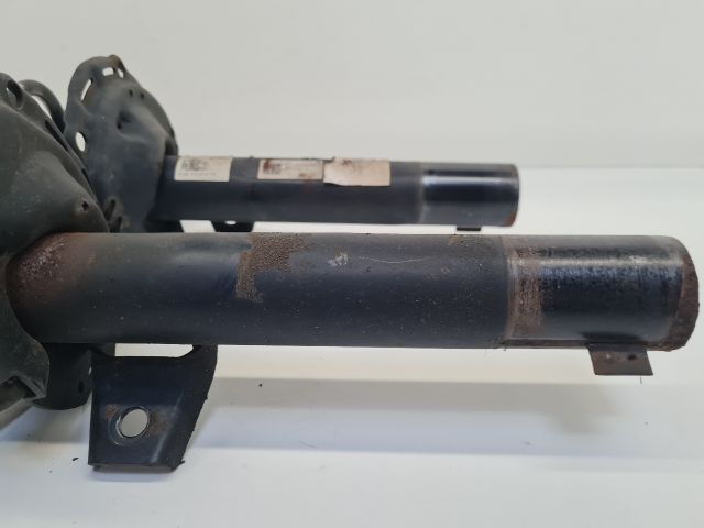 bontott VW GOLF VII Első Lengéscsillapító Pár