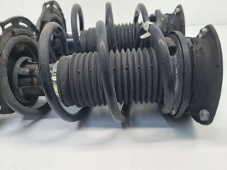 bontott VW GOLF VII Első Lengéscsillapító Pár