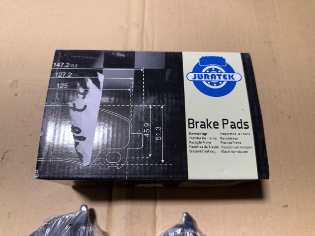 bontott VW GOLF VII Első Pár Fékbetét