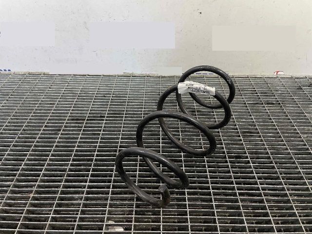 bontott VW GOLF VII Első Rugó