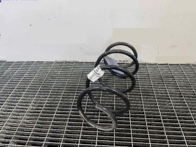 bontott VW GOLF VII Első Rugó