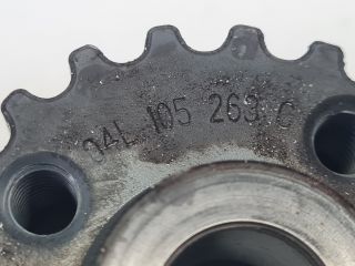 bontott VW GOLF VII Főtengely Bordáskerék / Lánckerék