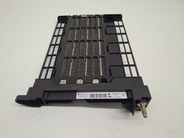 bontott VW GOLF VII Fűtőradiátor