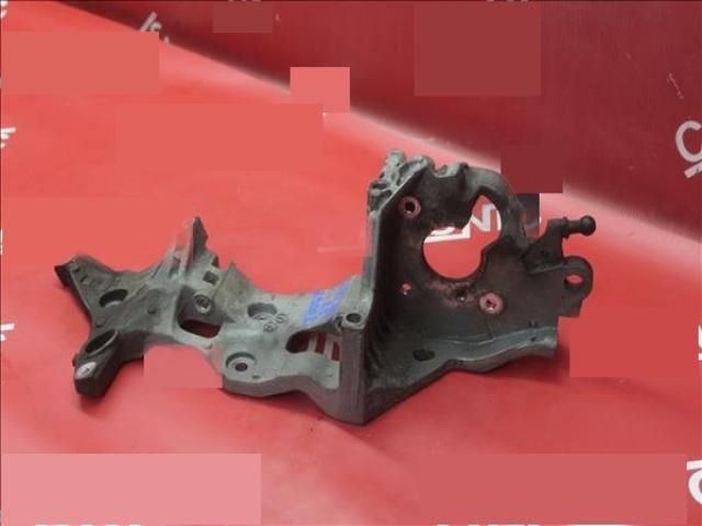 bontott VW GOLF VII Generátor Tartó Bak