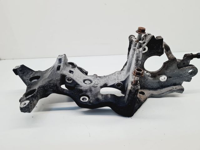 bontott VW GOLF VII Generátor Tartó Bak