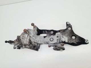 bontott VW GOLF VII Generátor Tartó Bak