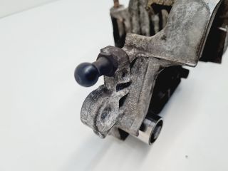 bontott VW GOLF VII Generátor Tartó Bak