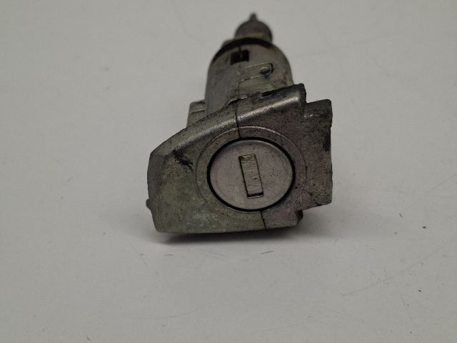 bontott VW GOLF VII Gyújtáskapcsoló Házzal