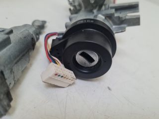 bontott VW GOLF VII Gyújtáskapcsoló Házzal