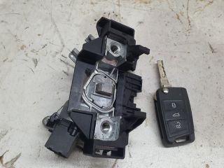 bontott VW GOLF VII Gyújtáskapcsoló Házzal
