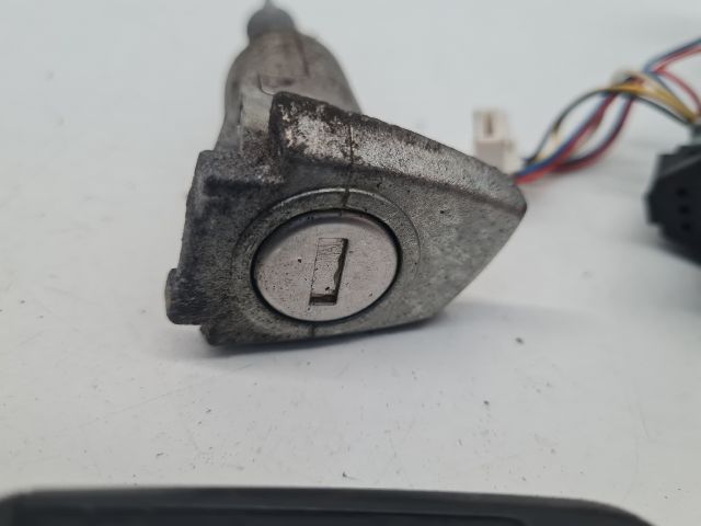 bontott VW GOLF VII Gyújtáskapcsoló Házzal