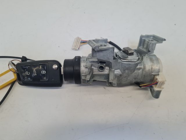 bontott VW GOLF VII Gyújtáskapcsoló Házzal