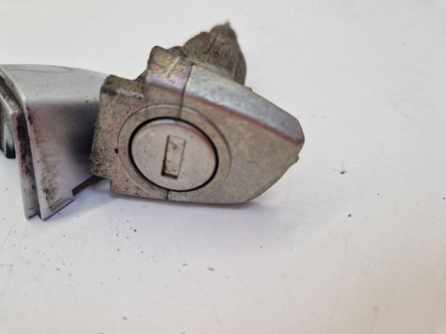 bontott VW GOLF VII Gyújtáskapcsoló Házzal