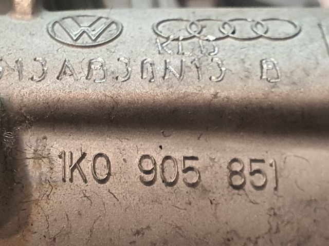 bontott VW GOLF VII Gyújtáskapcsoló Házzal