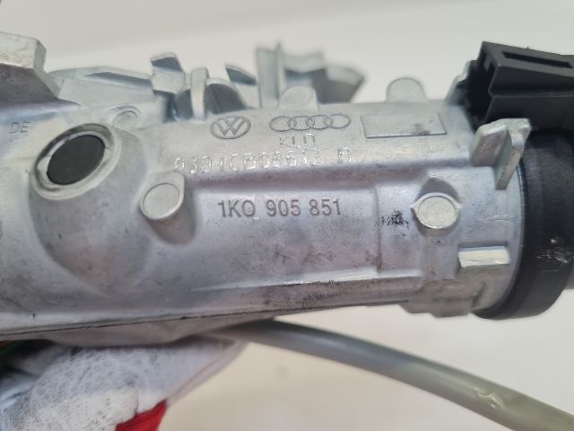 bontott VW GOLF VII Gyújtáskapcsoló Házzal