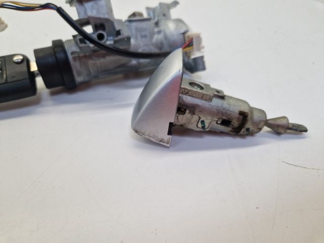 bontott VW GOLF VII Gyújtáskapcsoló Házzal