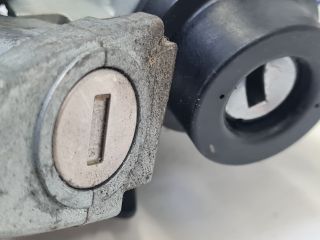 bontott VW GOLF VII Gyújtáskapcsoló Házzal