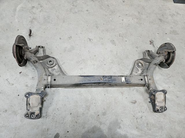 bontott VW GOLF VII Hátsó Híd (Tárcsafékes)