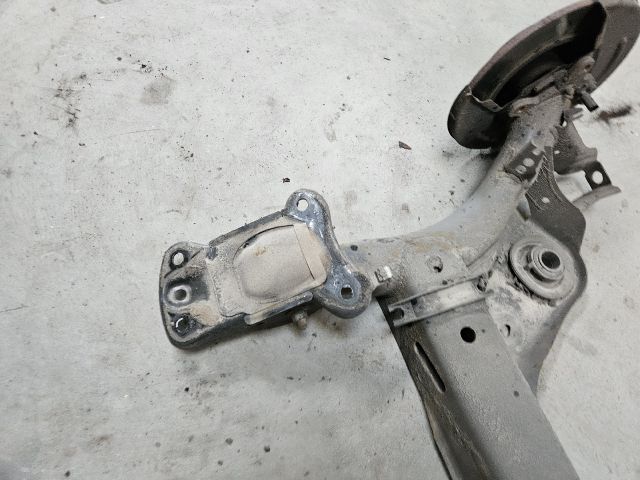 bontott VW GOLF VII Hátsó Híd (Tárcsafékes)