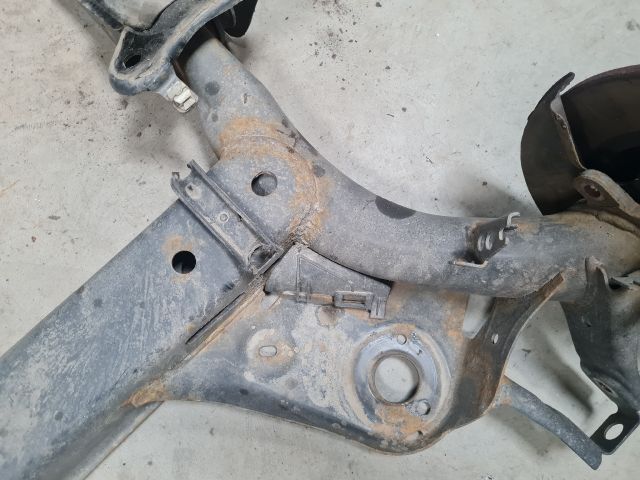 bontott VW GOLF VII Hátsó Híd (Tárcsafékes)